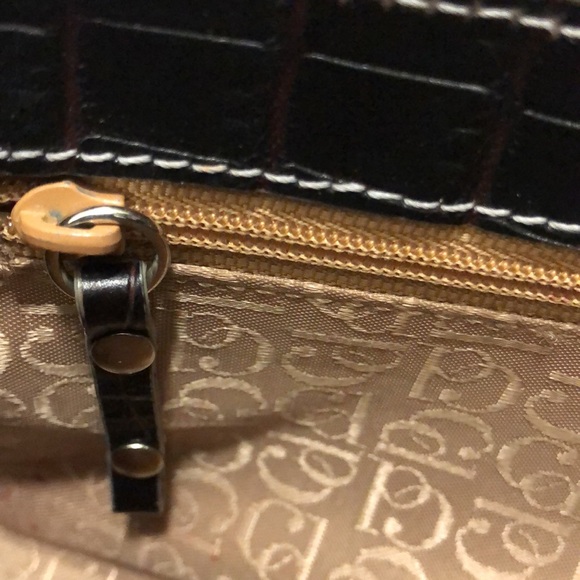 Charles David Leather Crocodile Clutch Purse - Picture 4 of 7